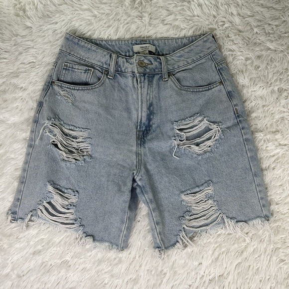 FOREVER 21 Womens SIZE 28 Cut Off Shorts Light Blue Denim Distressed Rips - Picture 2 of 11